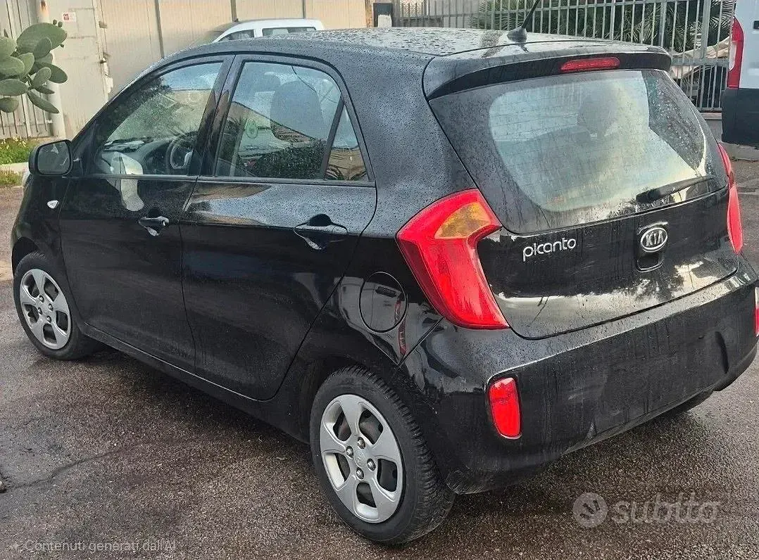Usata Kia Picanto 69 CV (50 kW) 2011 Nero Utilitaria
