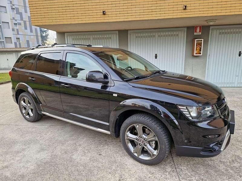 Usata 2016 Fiat Freemont Cross SUV | 13.000 € (Cara) - Immagine 1/4