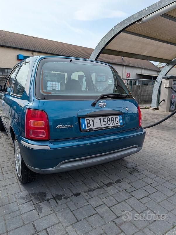 Usata Nissan Micra Comfort 60 CV (44 kW) 2002 Blu Utilitaria