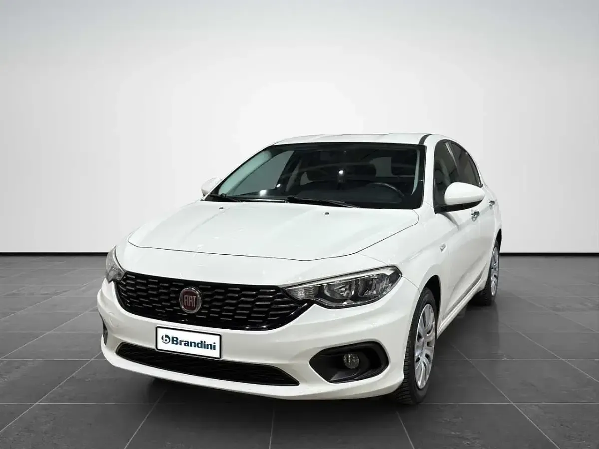 Usata Fiat Tipo Easy 95 CV (69 kW) 2016 Berlina