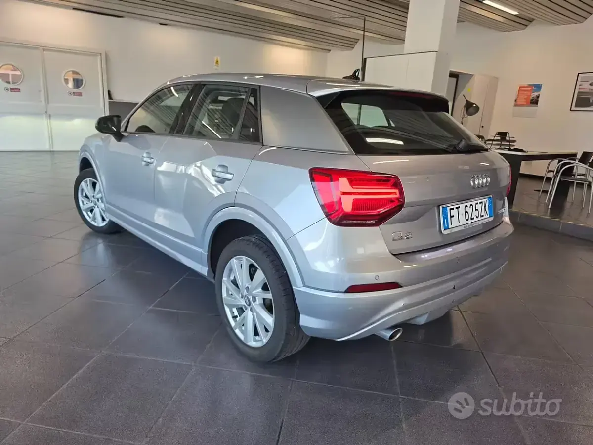 Usata Audi Q2 Comfort 116 CV (85 kW) 2019 Grigio SUV