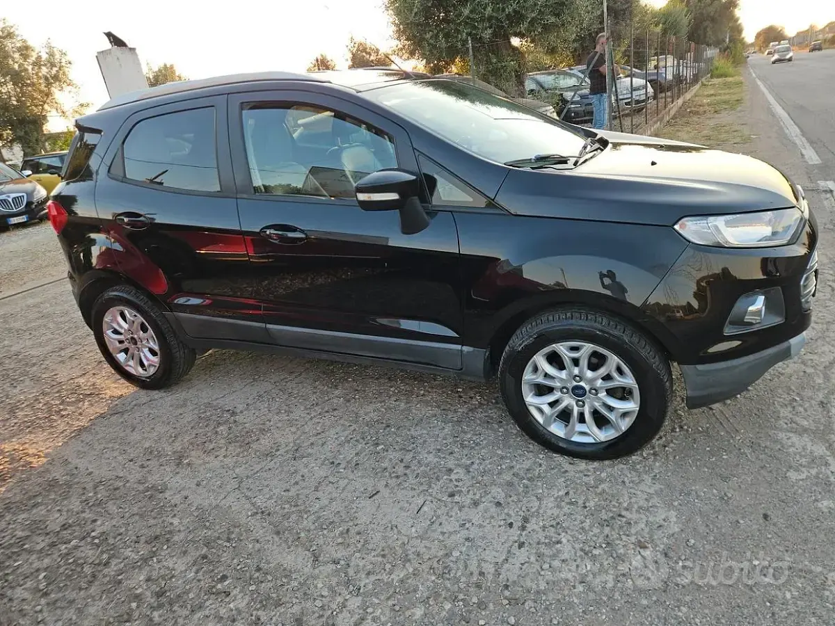 Usata Ford Ecosport Titanium 125 CV (91 kW) 2016 Nero SUV