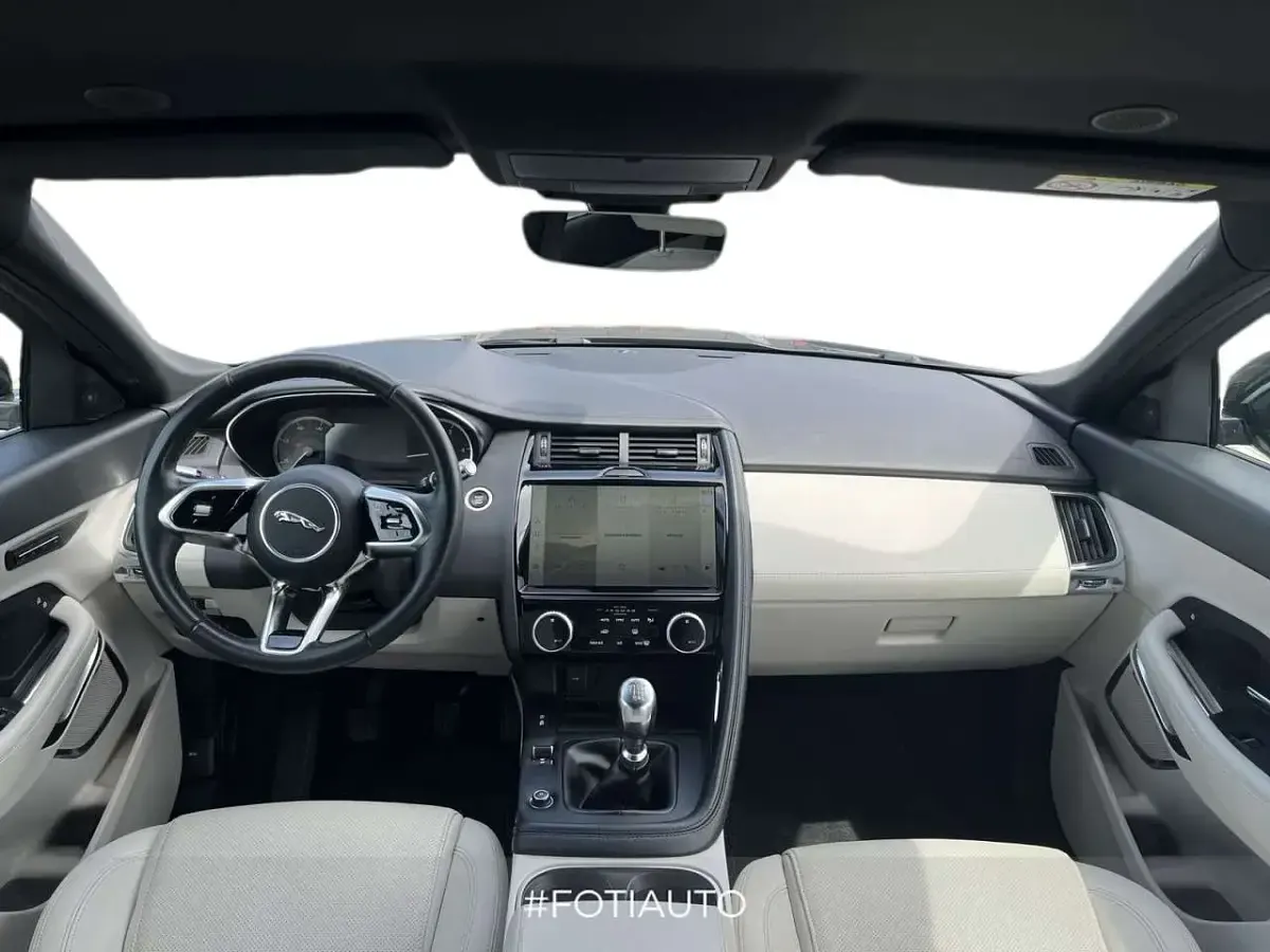 Usata Jaguar E-Pace SE 163 CV (119 kW) 2021 Grigio SUV