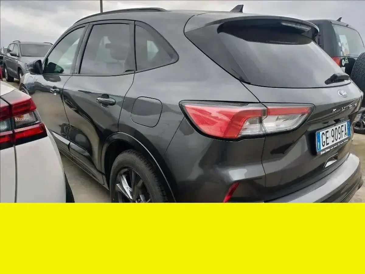 Usata Ford Kuga 224 CV (164 kW) 2021 Other SUV