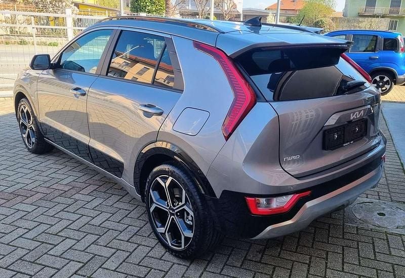 Nuova Kia Niro Style 131 CV (96 kW) 2026 Grigio SUV