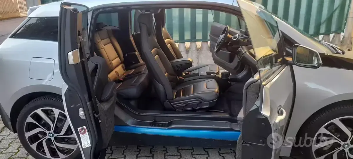 Usata BMW i3 75 kW (102 CV) 2013 Grigio Utilitaria