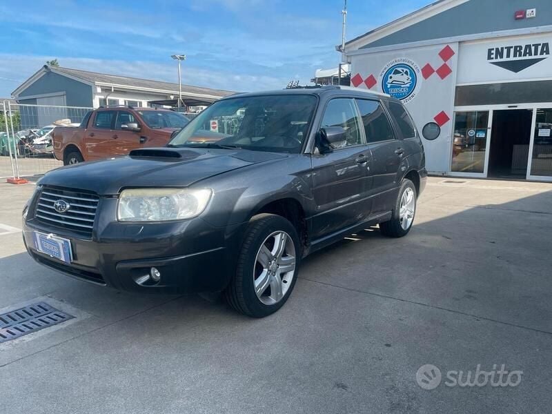 Usata Subaru Forester 230 CV (169 kW) 2007 Nero SUV