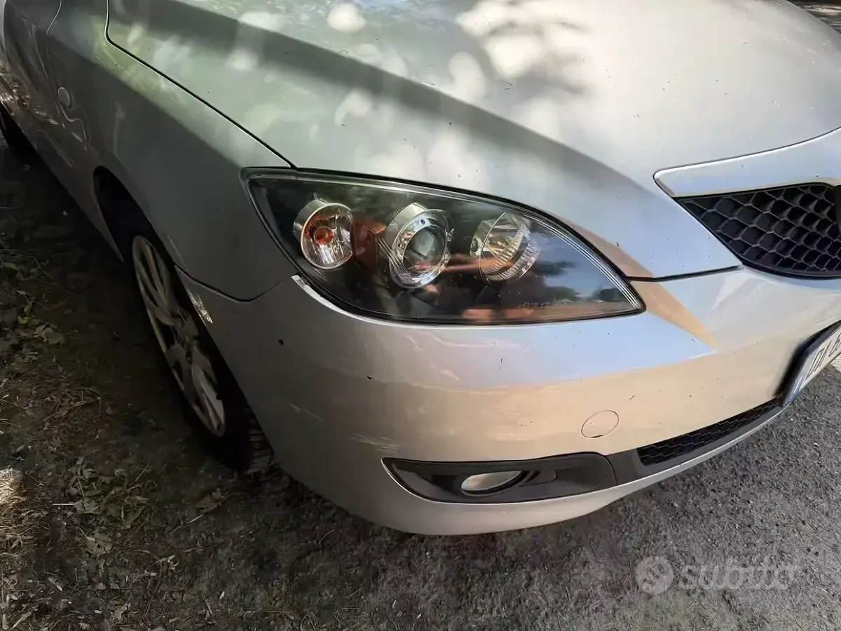 Usata Mazda 3 105 CV (77 kW) 2006 Berlina