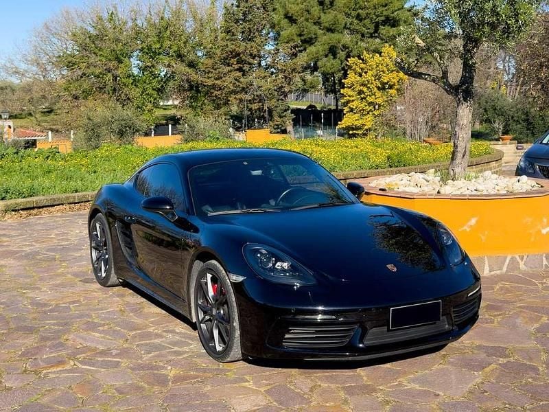 Usata Porsche 718 Cayman 299 CV (219 kW) 2021 Nero Coupé