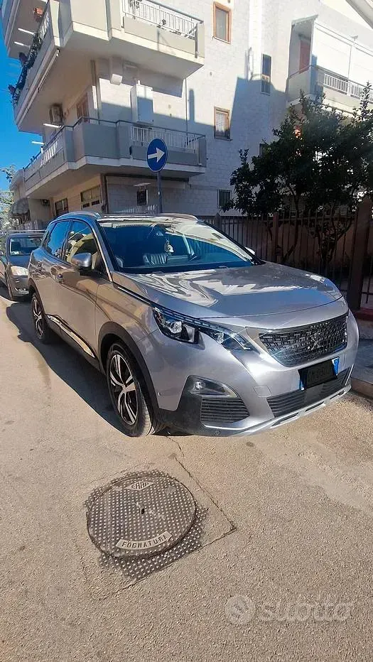 Usata Peugeot 3008 131 CV (96 kW) 2018 SUV