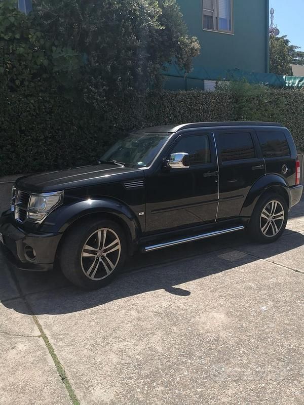 Nero Usata 2008 Dodge Nitro SUV | 6000 € (Cara) - Immagine 1/4