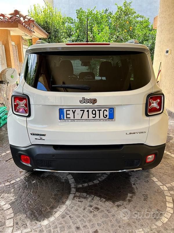 Usata Jeep Renegade Limited 120 CV (88 kW) 2015 Bianco SUV