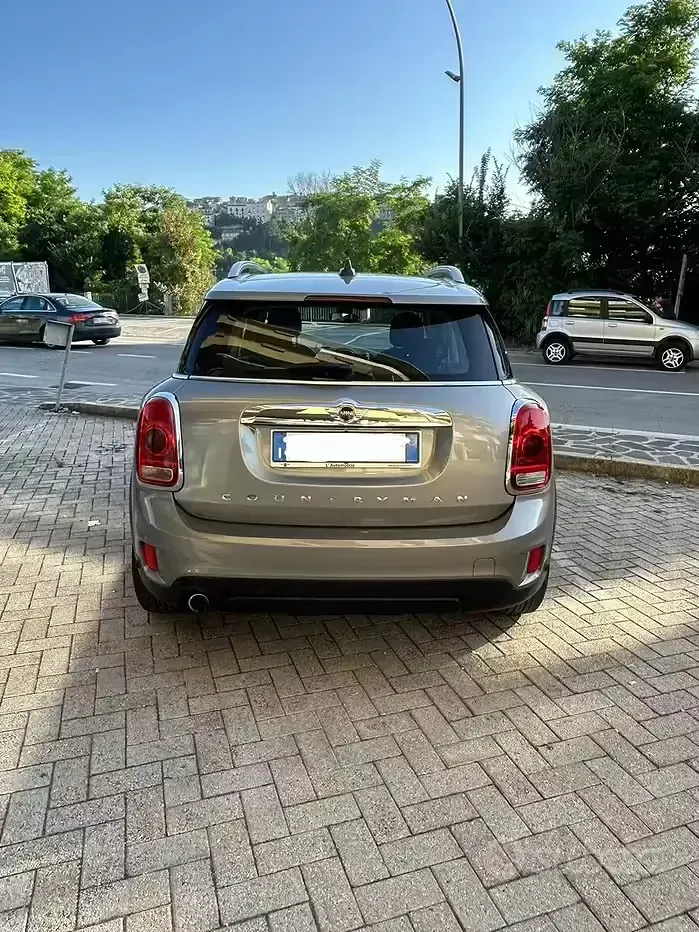 Usata Mini One D Countryman 116 CV (85 kW) 2018 Grigio SUV