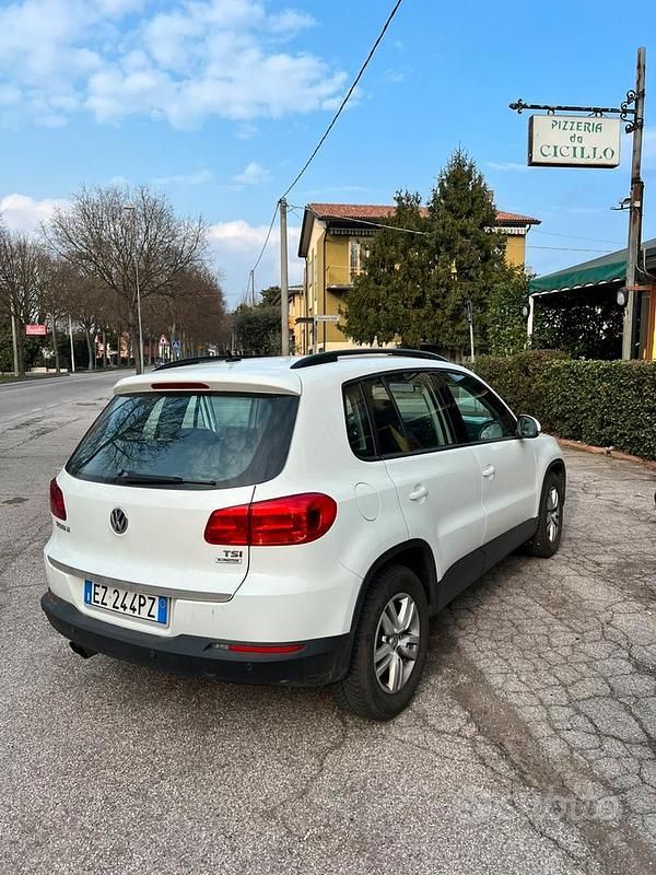 Gebraucht VW Tiguan 122 PS (89 kW) 2015 Weiß SUV