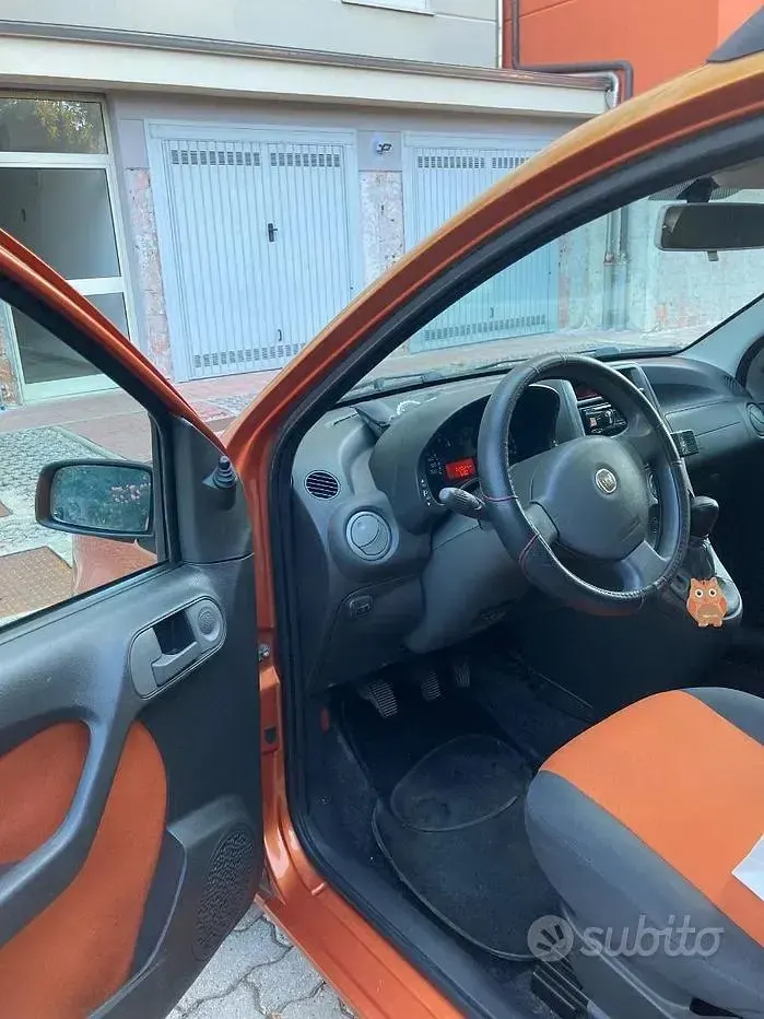 Usata Fiat Panda 60 CV (44 kW) 2009 Arancione Utilitaria