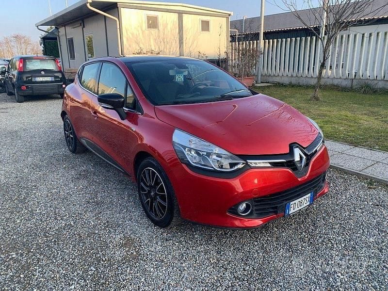 Usata Renault Clio IV 90 CV (66 kW) 2016 Rosso Berlina