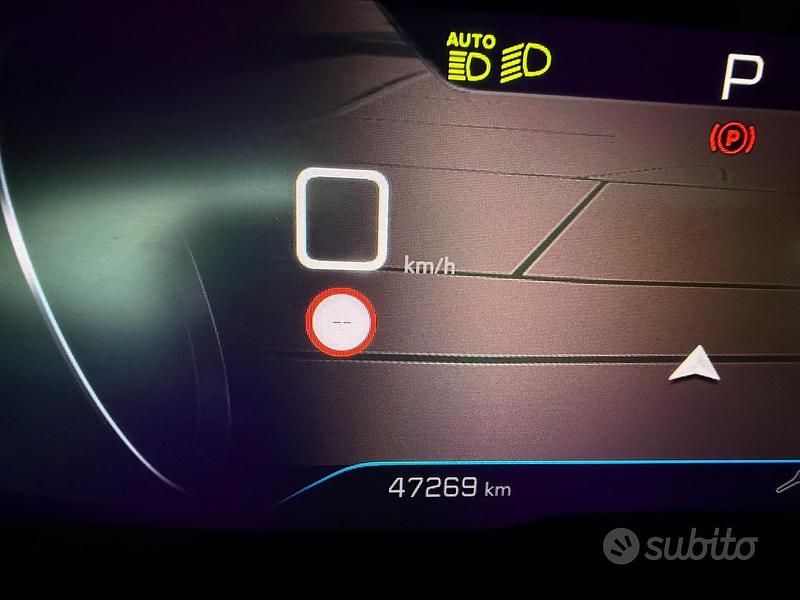 Usata Peugeot 3008 Allure 131 CV (96 kW) 2022 Grigio SUV