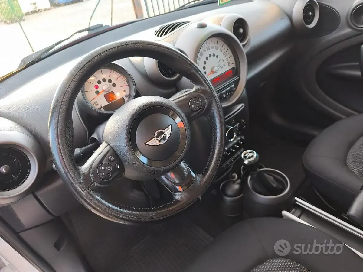 Usata Mini Countryman 111 CV (81 kW) 2012 Bianco SUV