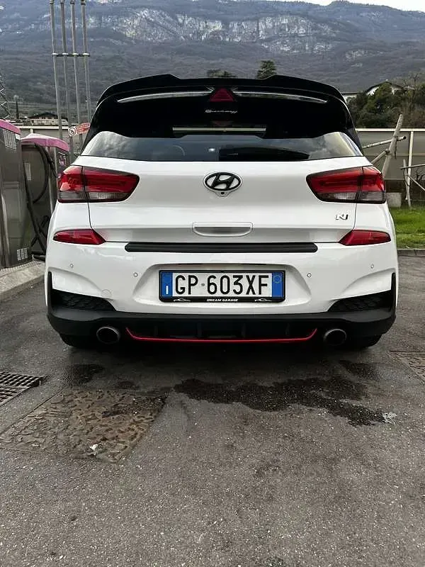 Usata Hyundai i30 N Performance 275 CV (202 kW) 2019 Bianco Berlina