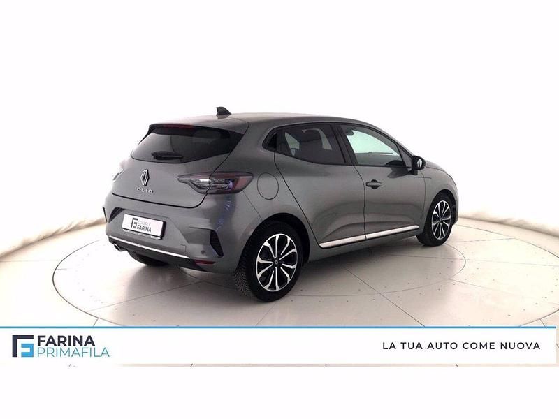 Usado Renault Clio V Techno 91 CV (66 kW) 2025 Gris Utilitario