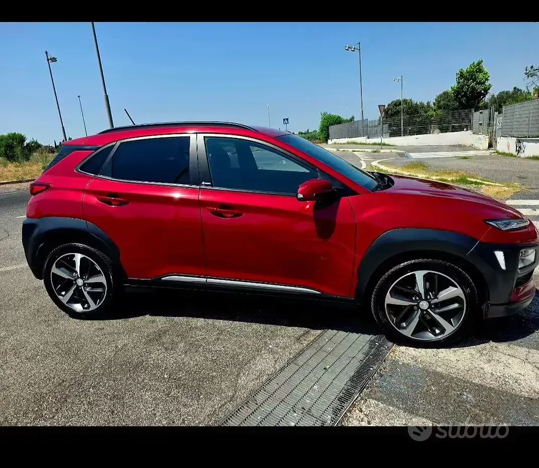 Usata Hyundai Kona 120 CV (88 kW) 2018 Rosso SUV
