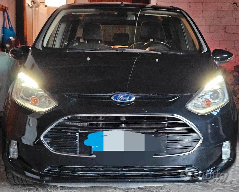 Nero Usata 2014 Ford B-MAX Monovolume | 6500 € - Immagine 1/4