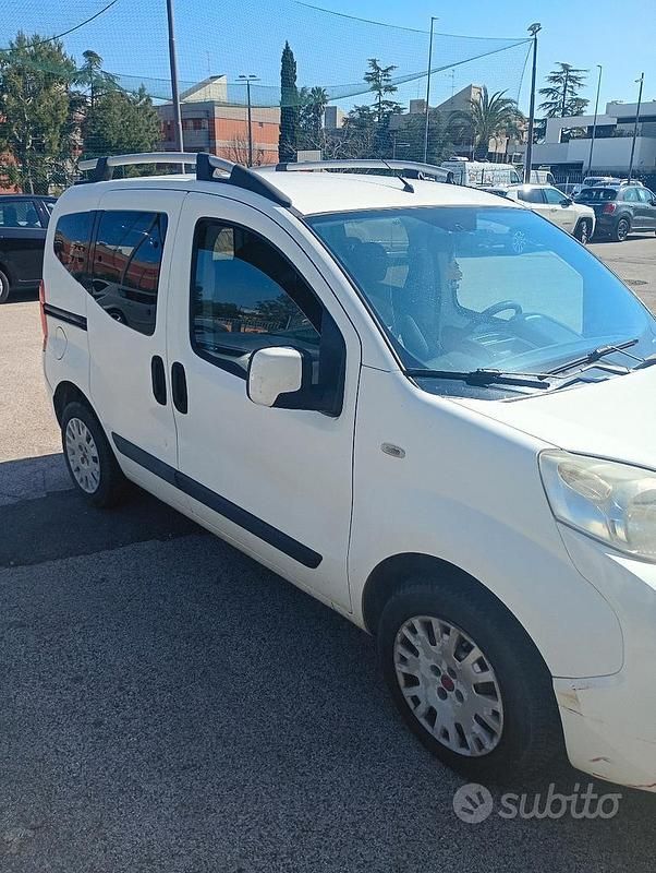 Käytetty Fiat Qubo Trekking 77 HP (56 kW) 2010 Tila-auto