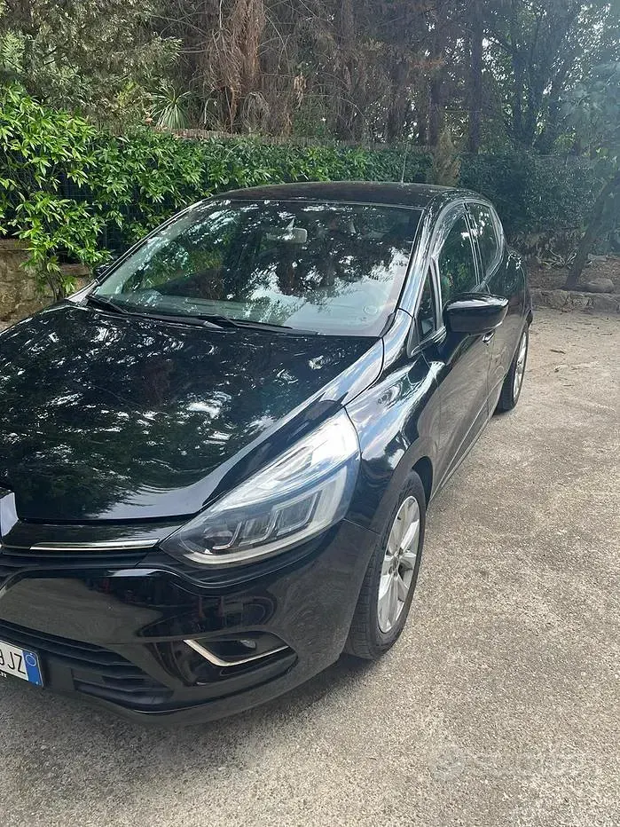 Usata Renault Clio IV Zen 90 CV (66 kW) 2019 Nero Berlina