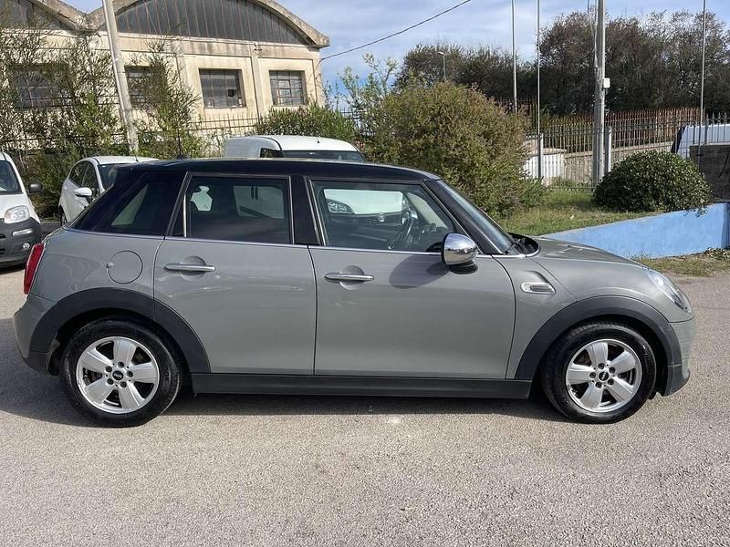 Other Usata 2015 Mini Cooper Due volumi | 11.500 € (Molto cara) - Immagine 1/4