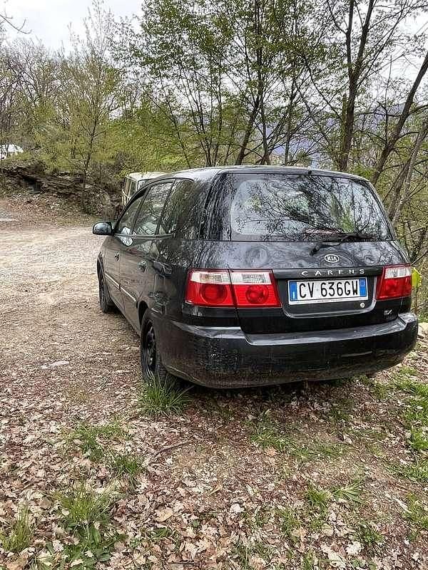 Usata Kia Carens LX 105 CV (77 kW) 2005 Monovolume