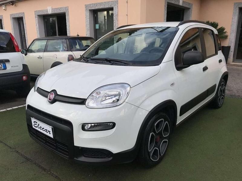 Bianco(met.) Usata 2021 Fiat Panda City Life Due volumi | 9800 € (Buon prezzo) - Immagine 1/4