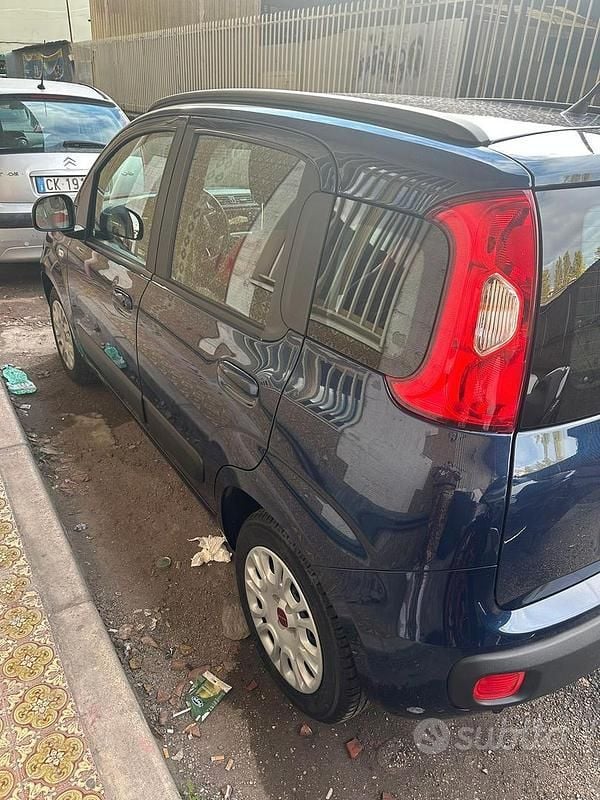 Usata Fiat Panda 69 CV (50 kW) 2019 Blu Berlina