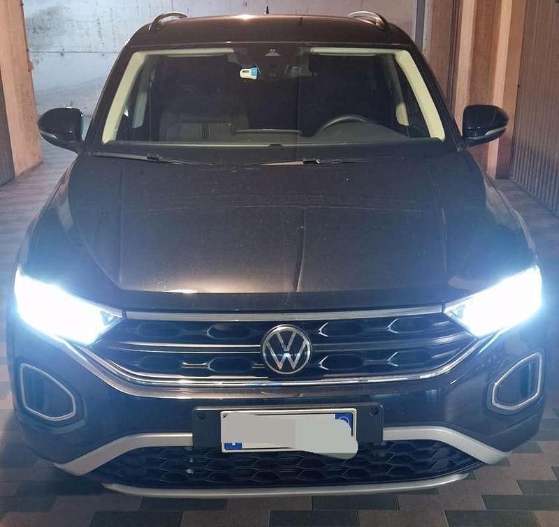 Usata VW T-Roc Sport 150 CV (110 kW) 2024 Nero SUV
