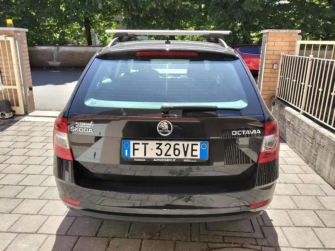 Usata Skoda Octavia Ambition 116 CV (85 kW) 2019 Nero Station wagon
