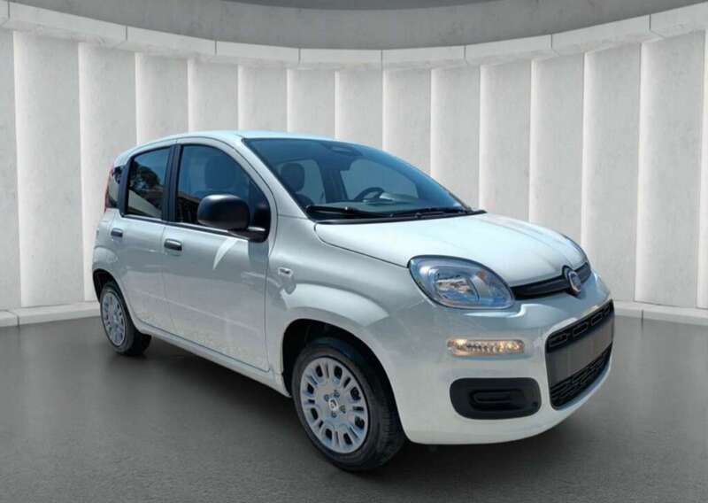 Bianco Nuova 2025 Fiat Panda Due volumi | 13.470 € - Immagine 1/4