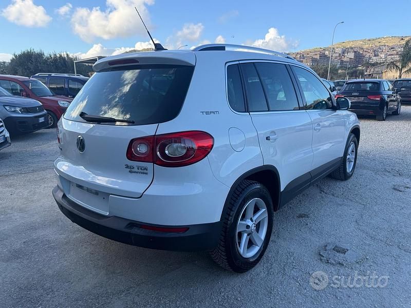 Usata VW Tiguan Sportline 140 CV (102 kW) 2010 Bianco SUV