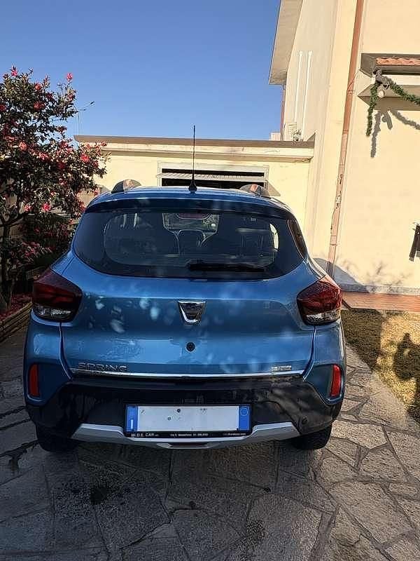 Usata Dacia Spring Comfort Plus 33 kW (45 CV) 2022 Blu/azzurro Utilitaria