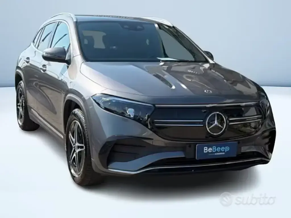 Usata Mercedes EQA250+ Premium 94 kW (129 CV) 2023 Grigio SUV