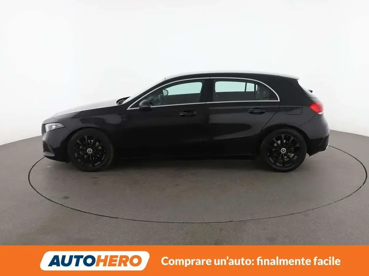 Usata Mercedes A160 109 CV (80 kW) 2021 Nero Berlina