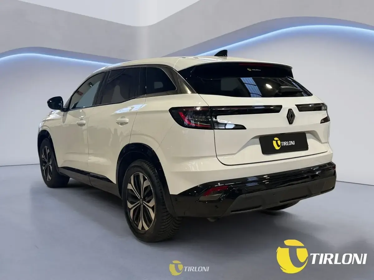 Usata Renault Austral Techno 200 CV (147 kW) 2023 Bianco SUV