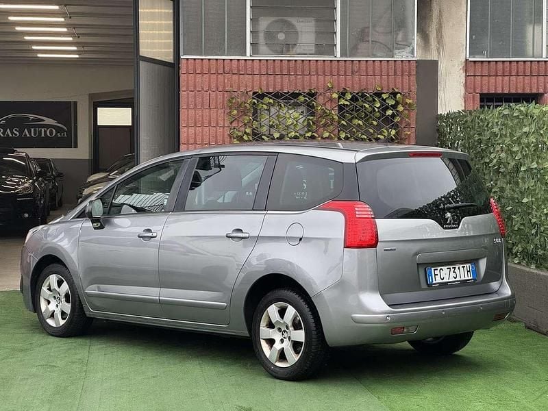 Usata Peugeot 5008 Business-Line 120 CV (88 kW) 2016 Other Monovolume