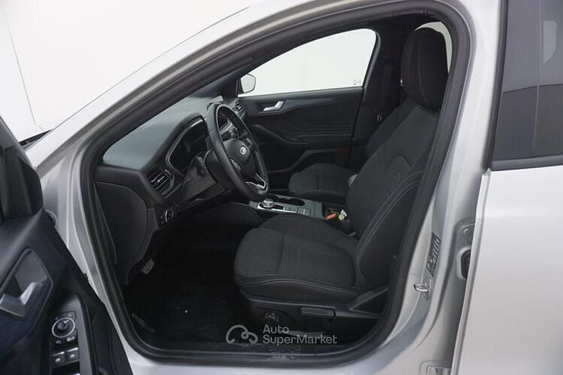 Usata Ford Focus 150 CV (110 kW) 2022 Argento Station wagon