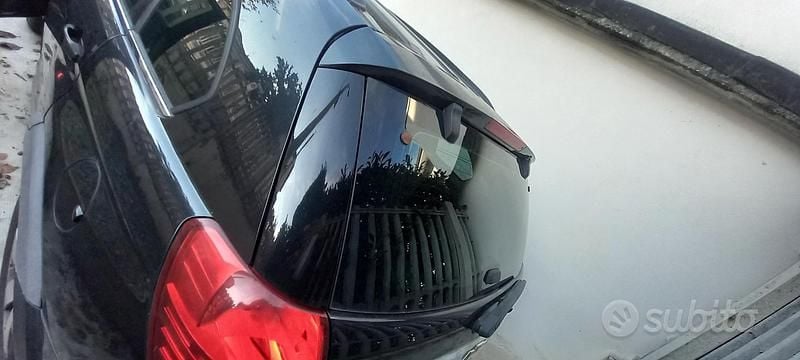 Usata Chevrolet Captiva 127 CV (93 kW) 2009 Nero SUV