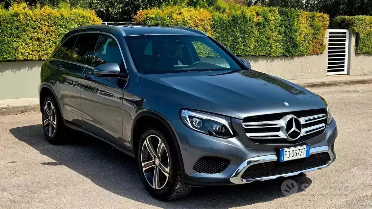 Usata Mercedes GLC220 Premium 170 CV (125 kW) 2016 Grigio SUV