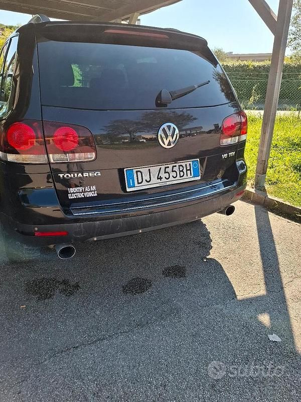 Usata VW Touareg 225 CV (165 kW) 2007 Nero SUV