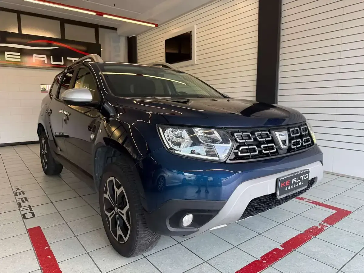 Usata Dacia Duster Prestige 114 CV (83 kW) 2019 Blu/azzurro SUV