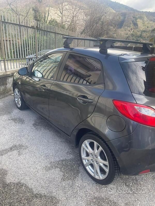 Usata 2008 Mazda 2 Due volumi | 1899 € (Buon prezzo) - Immagine 1/4