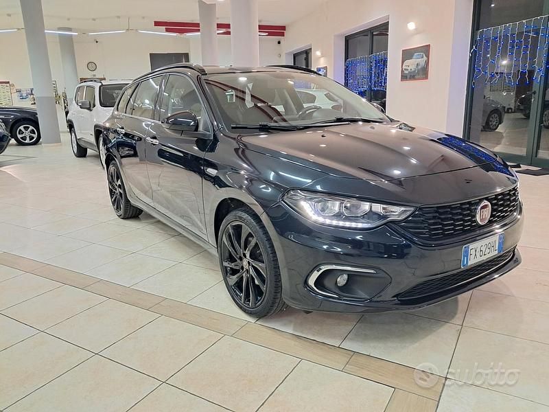 Usata Fiat Tipo Lounge 120 CV (88 kW) 2019 Nero Station wagon