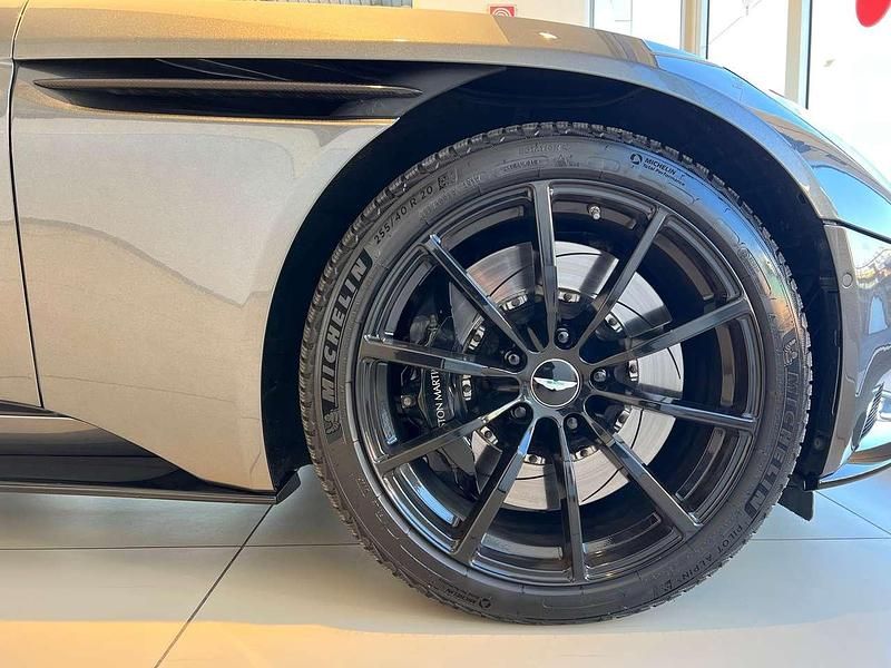 Usata Aston Martin DB11 639 CV (469 kW) 2019 Grigio Coupé