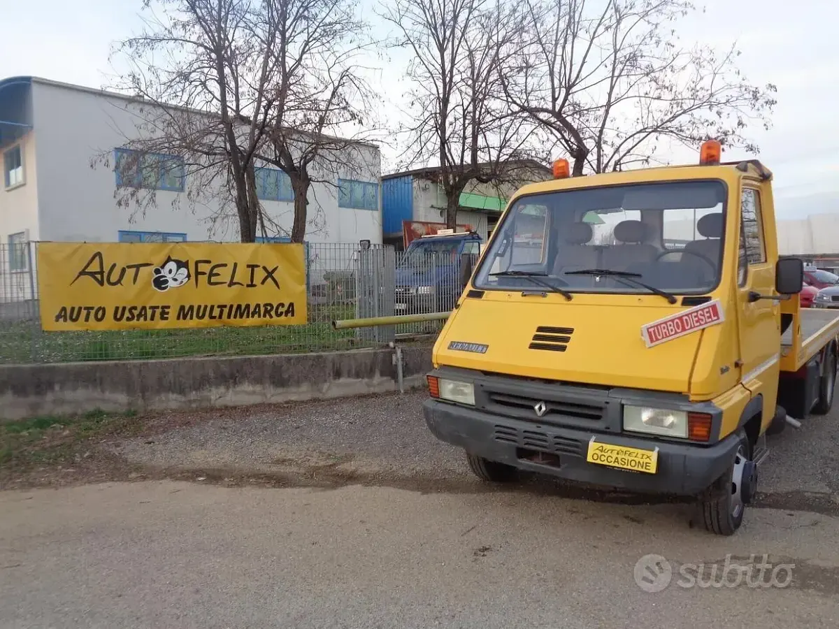 Usata Iveco Daily 103 CV (75 kW) 1992 Giallo Monovolume